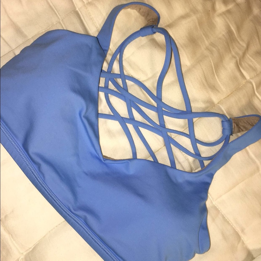 light blue lululemon sports bra